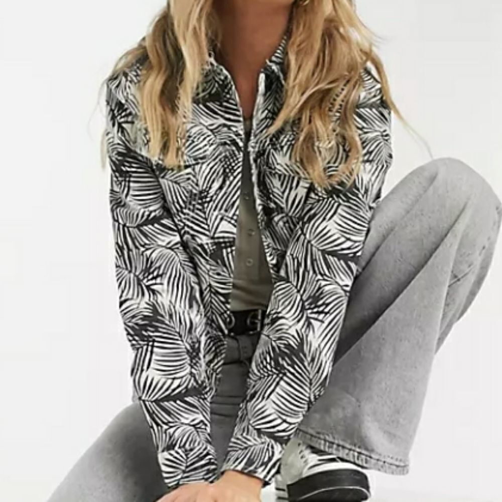 NWT VeraModa Denim Jacket - Picture 4 of 6